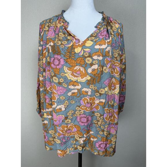 NWT Entro Women's Sz S Runs Big V-neck ruffled Collar floral 3/4 sleeves Boho - Picture 1 of 16